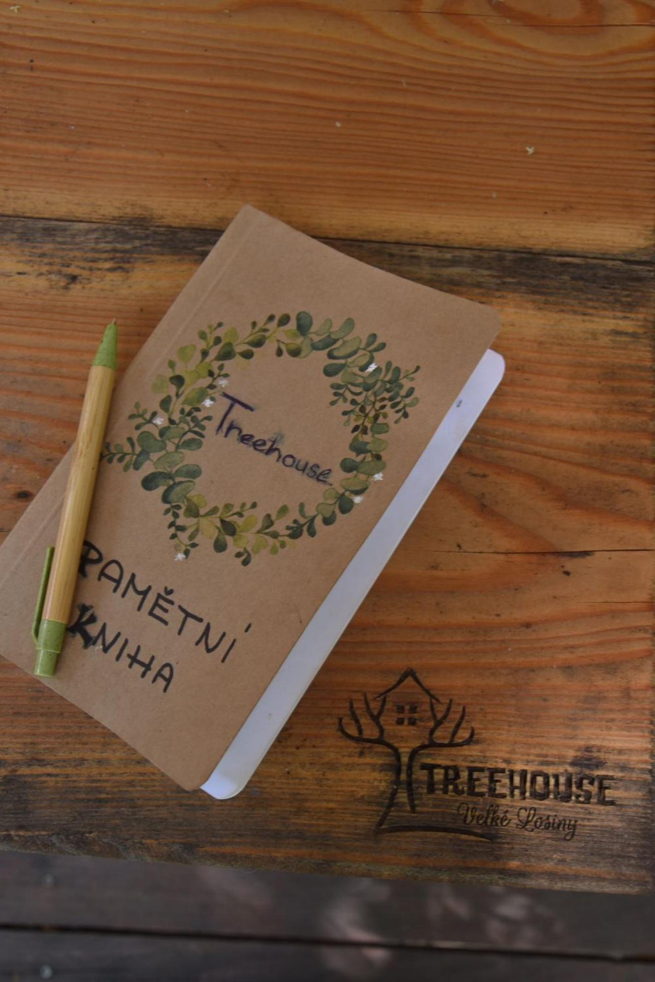 Treehouse Velké Losiny エクステリア 写真